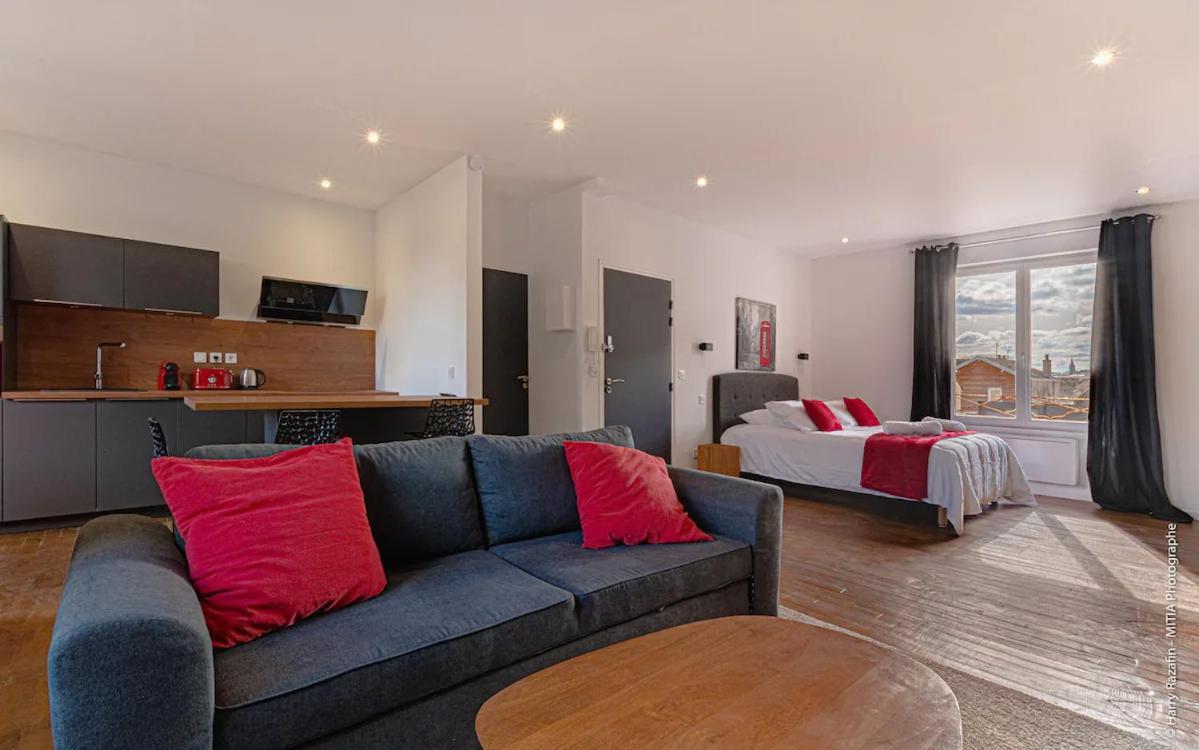 Les Suites Locarno Limoges Exterior foto
