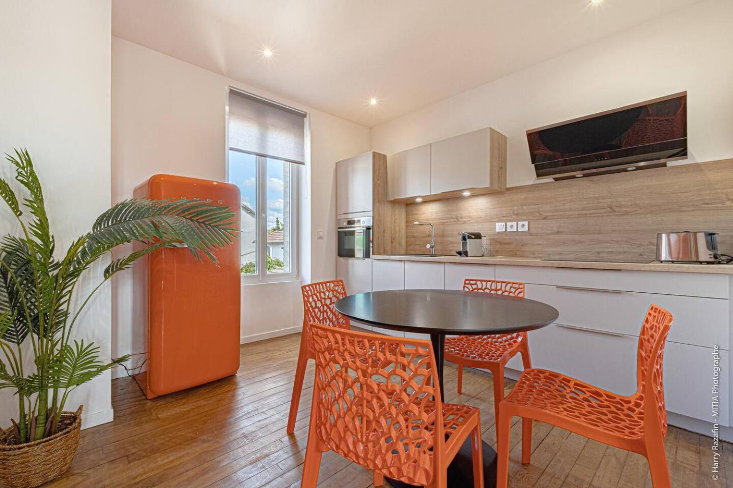 Les Suites Locarno Limoges Exterior foto